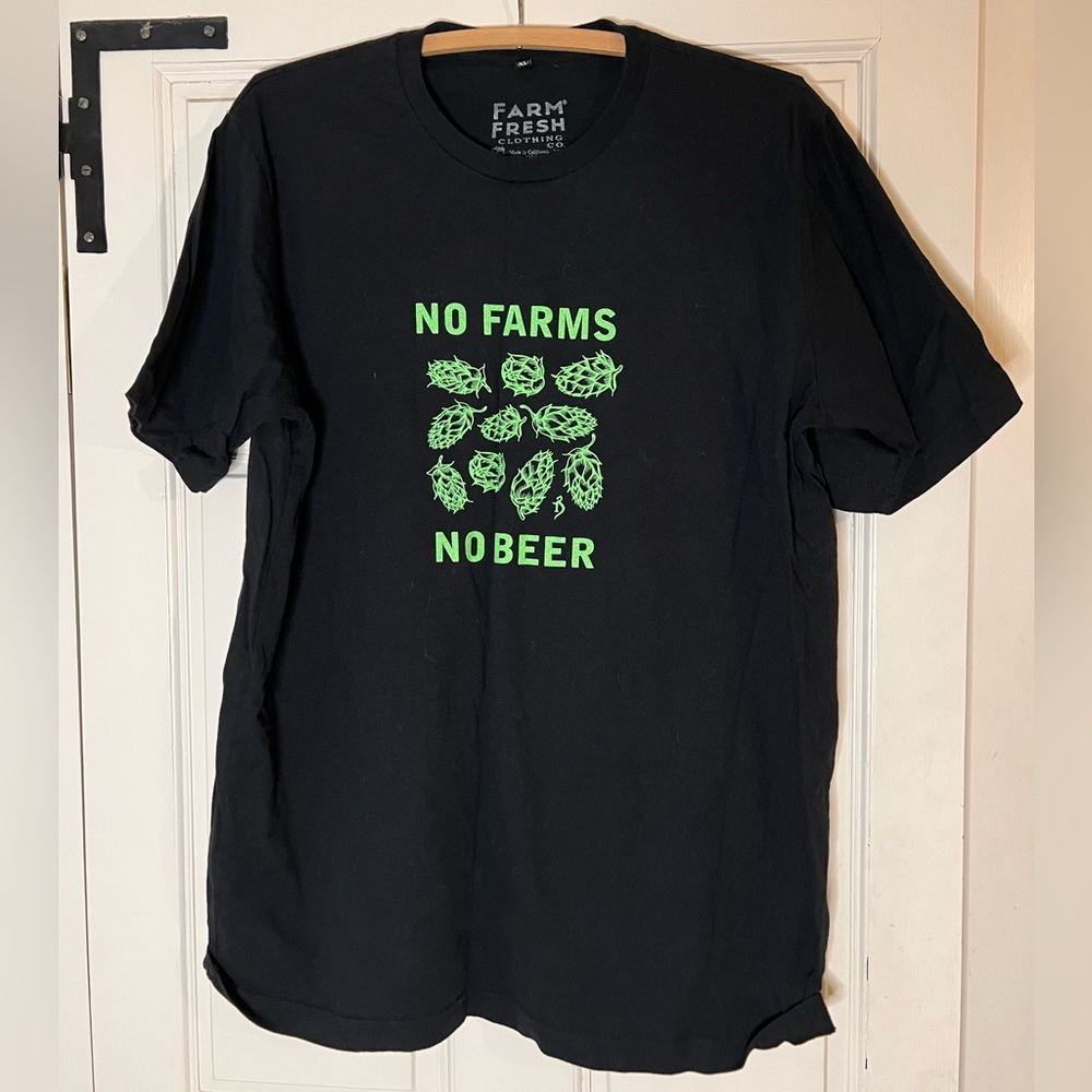 Alchemist brewing (Stowe, Vermont) “no farms, no beer” hops t-shirt. NWOT